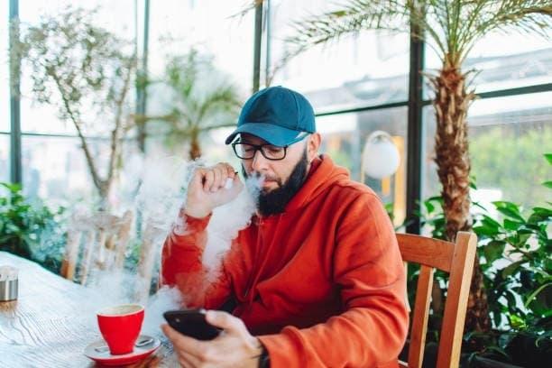 Why vape users should care about the negative consequences of using e-cigarettes and how vape habits impact health