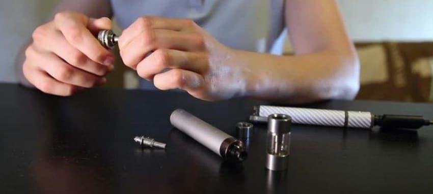 E-Zigarette Einsteiger travel guide with electronic cigarette airport rules, packing tips and safety