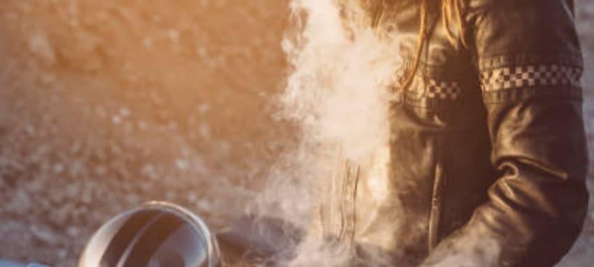 Vape consumer guide and Vape safety checklist on what risks are involved with defective e cigarettes and how to respond