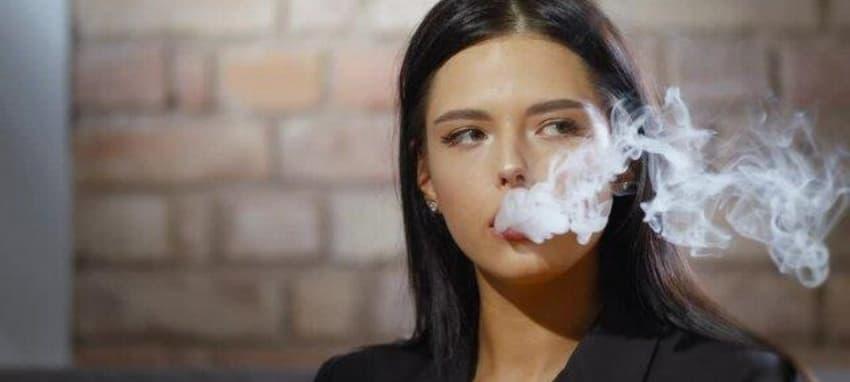 E-papierosy travel rules and smart packing tips for taking an e cigarette in checked luggage on airlines