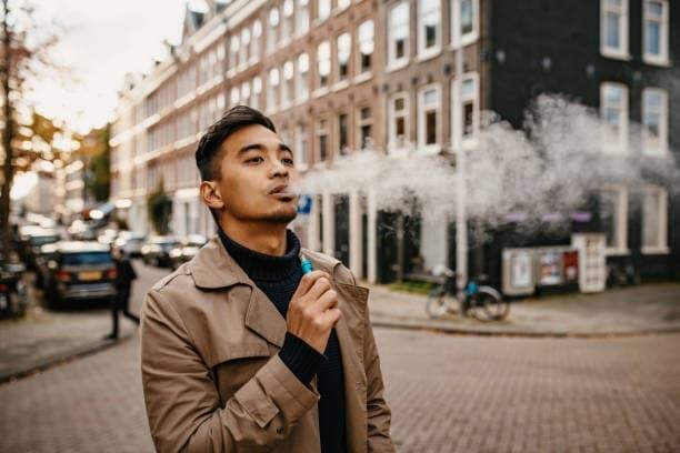 Vape essentials 2025 How Vape and electronic cigarettes vapor trends shape flavor safety and buying tips