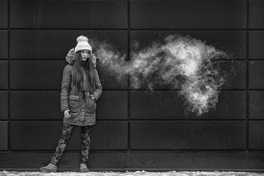 Vape Buying Guide 2025 – Vape and wave e cigarettes Reviewed for Flavor Price and Safety